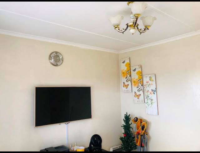 3 BEDROOM PROPERTY TO RENT IN WYEBANK